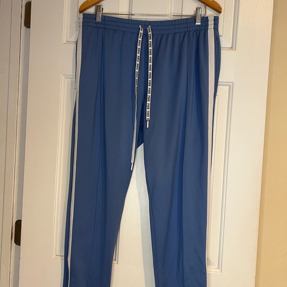 PINK Victoria's Secret Pants - Pink Victoria Secret Mid Rise Zipper Ankle Blue Track Pants